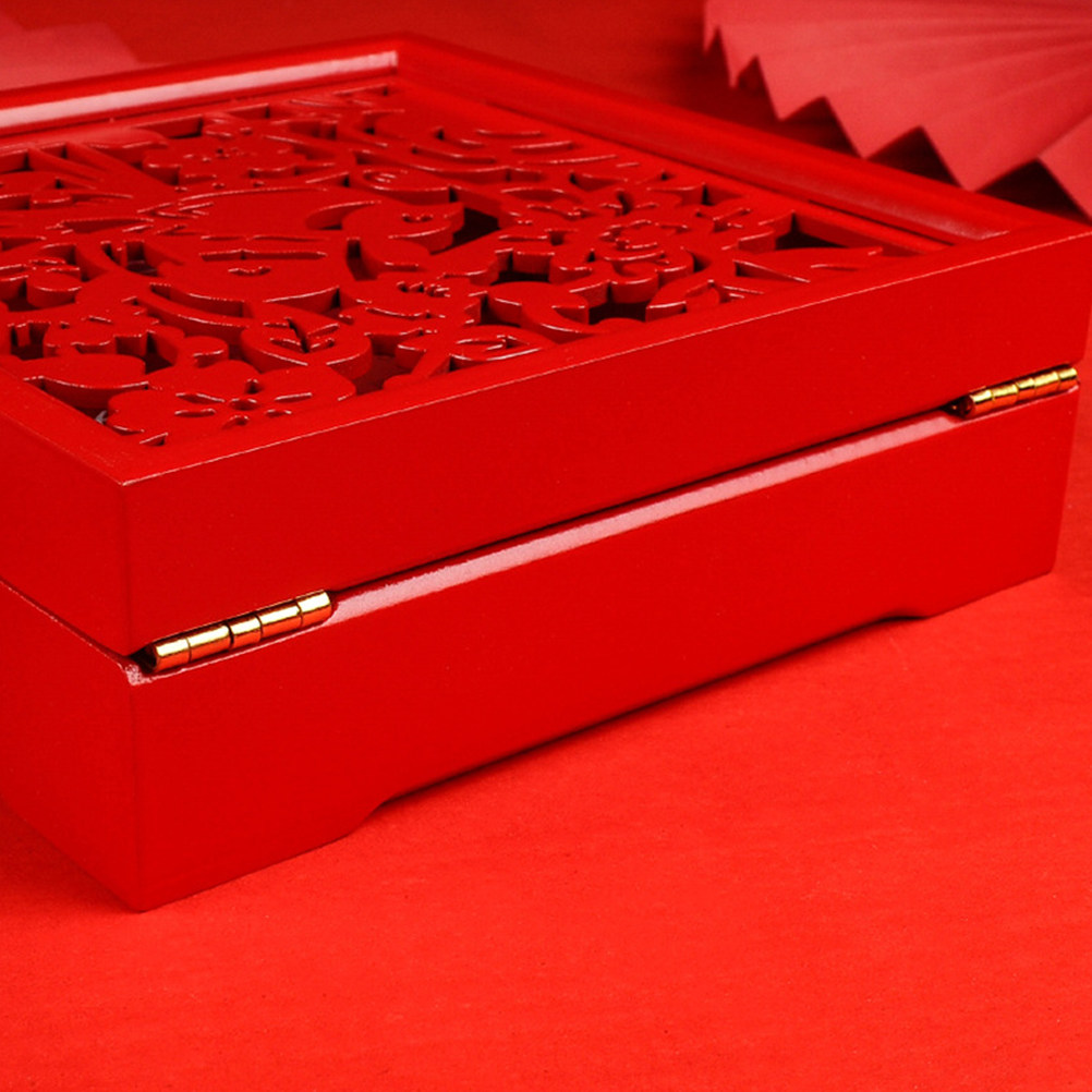 Red Chinese Style Carved Weddi - Wedding Souvenir 评论和价格
