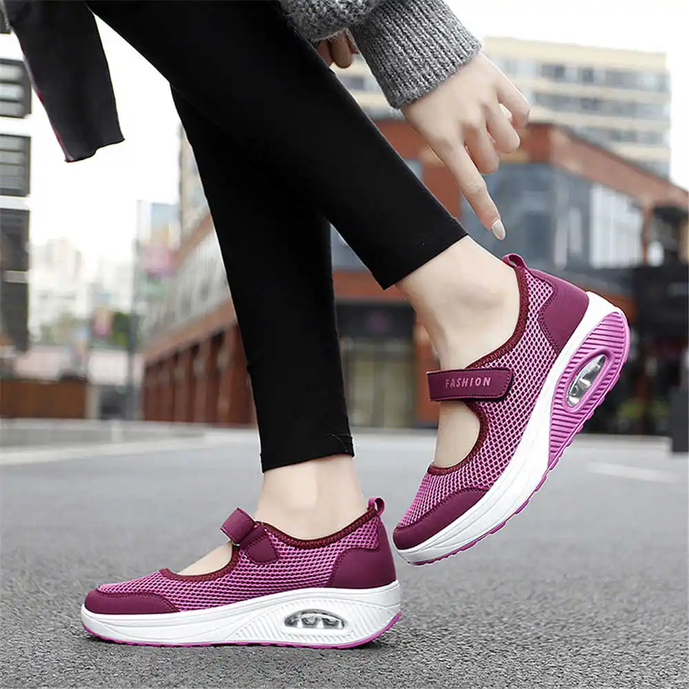 36-41 Demi-season Colored Snea - Wedding Supply Superstore 评论和价格